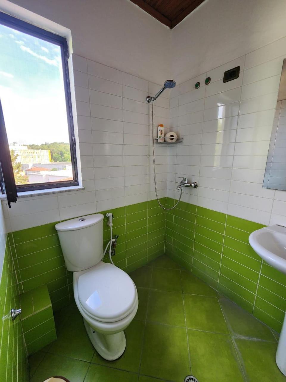 טיראנה Hotel La Villa מראה חיצוני תמונה