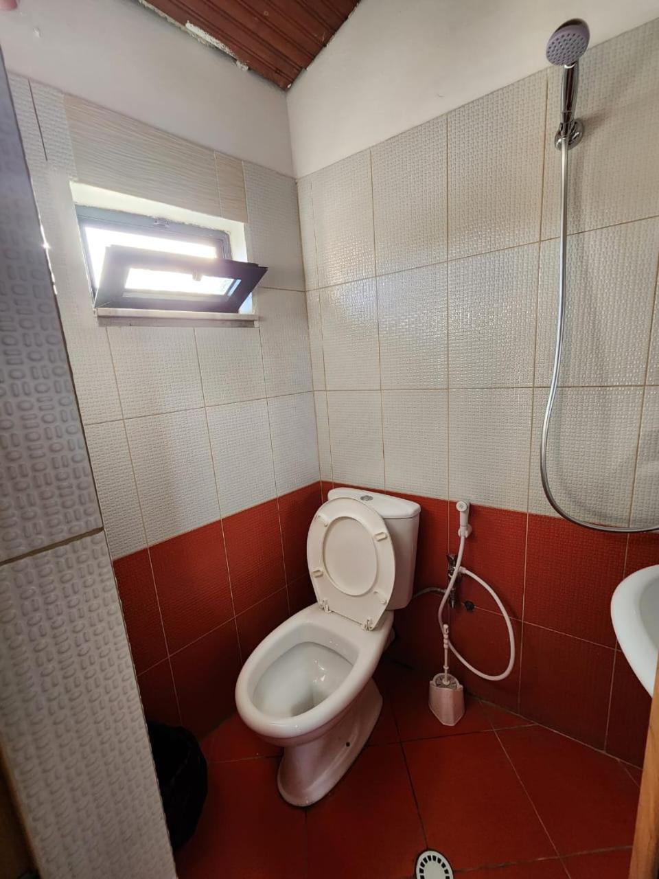 טיראנה Hotel La Villa מראה חיצוני תמונה