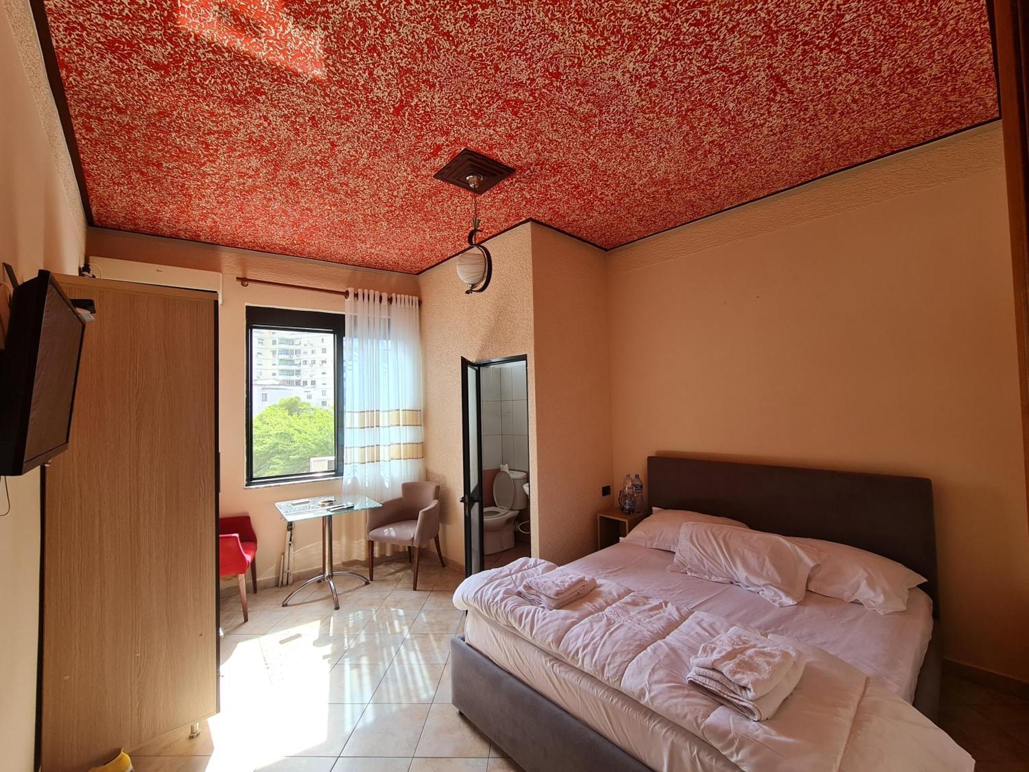 טיראנה Hotel La Villa מראה חיצוני תמונה